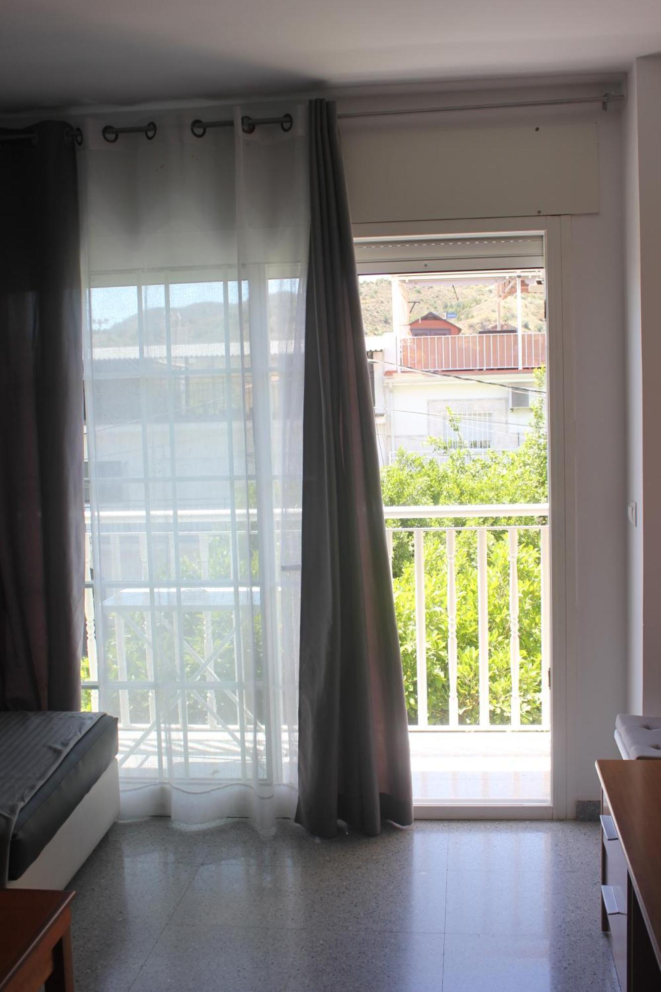 Apartamento En Ciudad Jardin Malaga Bagian luar foto