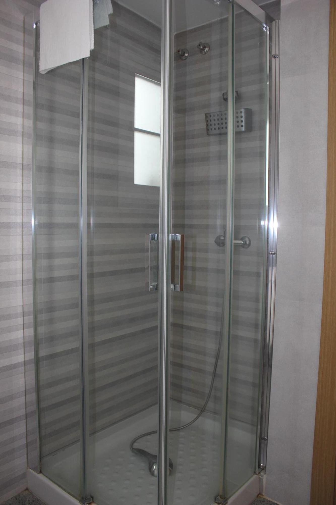 Apartamento En Ciudad Jardin Malaga Bagian luar foto